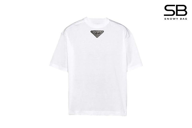 Áo Prada Logo Patch Crewneck Short Sleeve T-Shirt White sang trọng và tinh tế