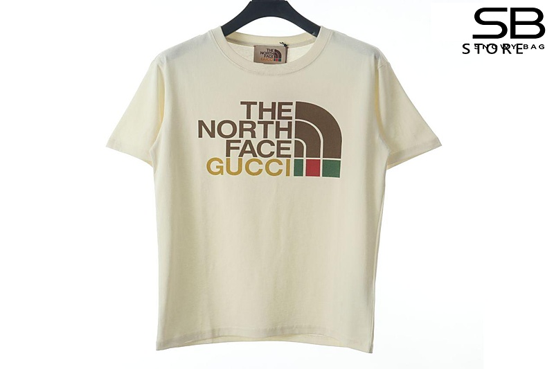 Áo thun Gucci The North Face Màu Kem, phong cách thời trang hiện đại