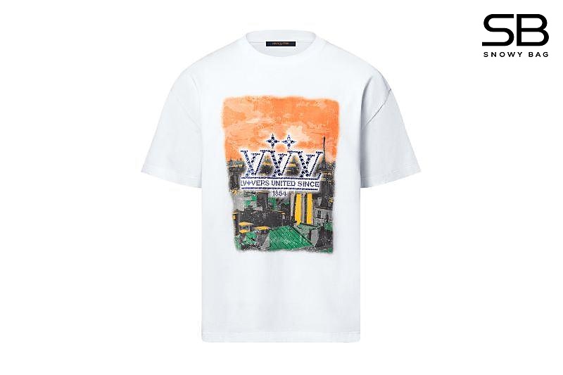 Áo Thun LV Embellished Graphic Cotton T-Shirt Vers United Since 1854 sang trọng