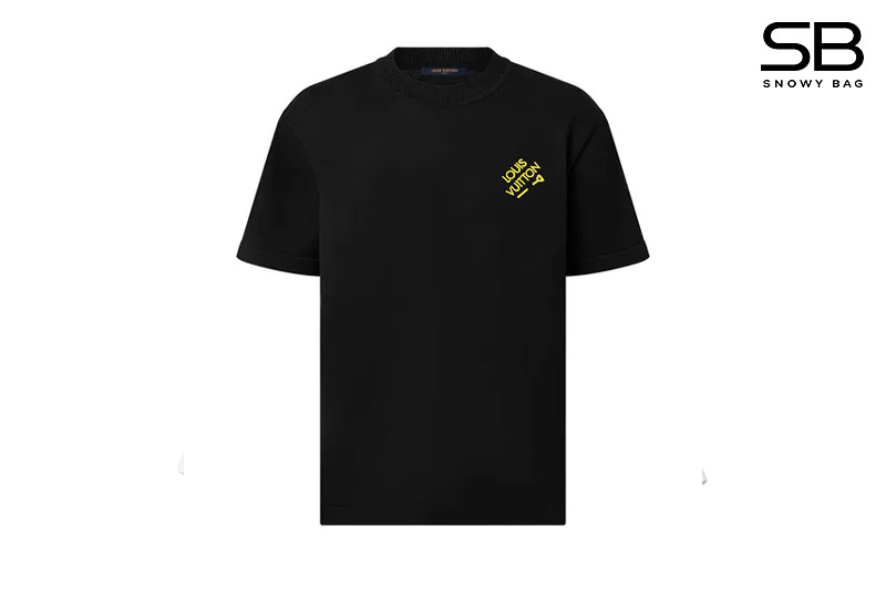 Áo Thun LV Signature Short-Sleeved T-Shirt Black màu đen chữ vàng