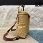 Chi tiết logo khóa Ba Lô Longchamp Le Pliage Original M Backpack Fawn