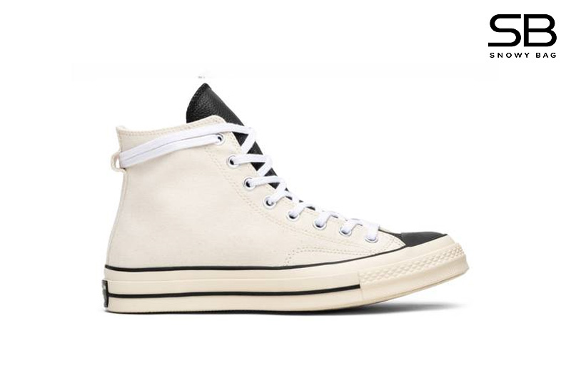 Giày Converse x Fear of God Essentials màu trắng cổ cao, phong cách hiện đại.