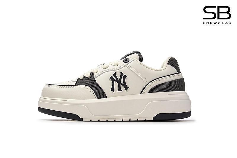 Giày MLB Chunky Liner Denim Pocket NY màu trắng đen sang trọng