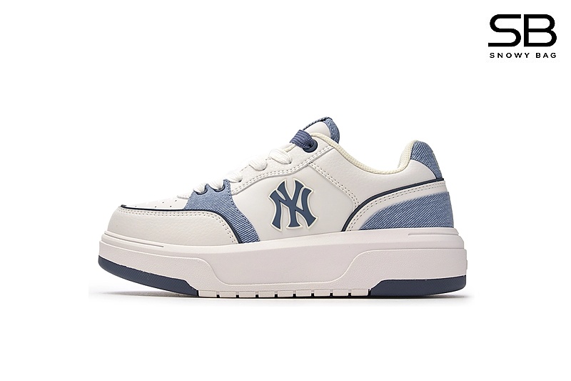 Giày MLB Chunky Liner Denim Pocket NY màu trắng xanh dương thời trang