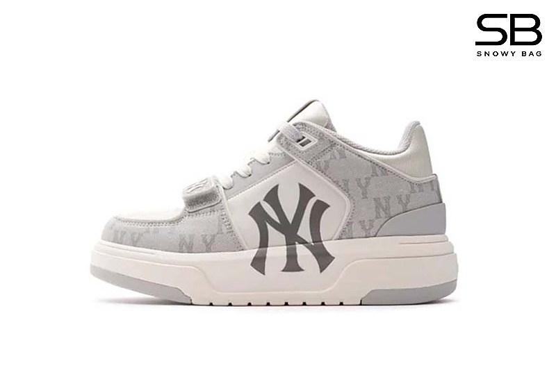 Giày MLB Chunky Liner Mid Monogram NY Xám Trắng đẹp mắt