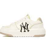 Giày MLB Chunky Liner New York Yankees màu kem sang trọng