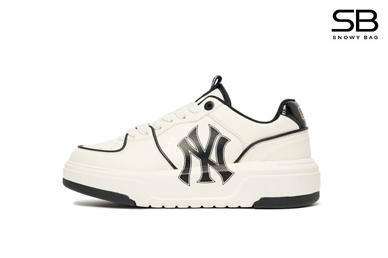 Giày MLB Chunky Liner New York Yankees Trắng Đen thời trang