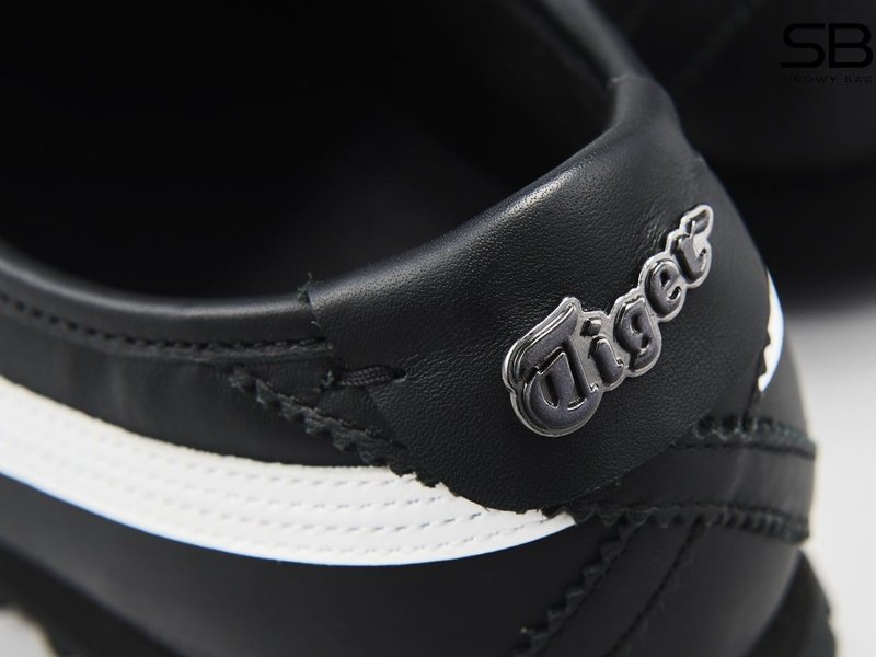 Biểu tượng Tiger sau gót giày Onitsuka