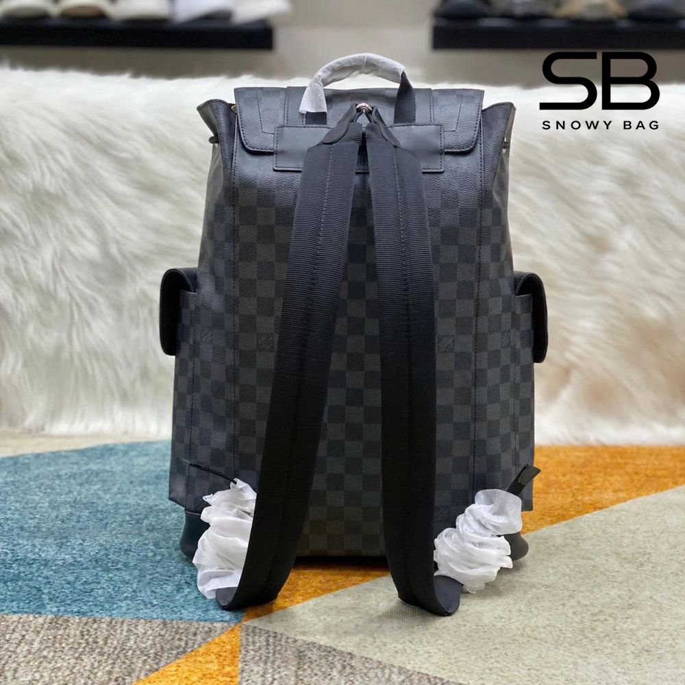 Ba Lô LV Christopher MM Backpack Damier Graphite 44CM với thiết kế tinh tế