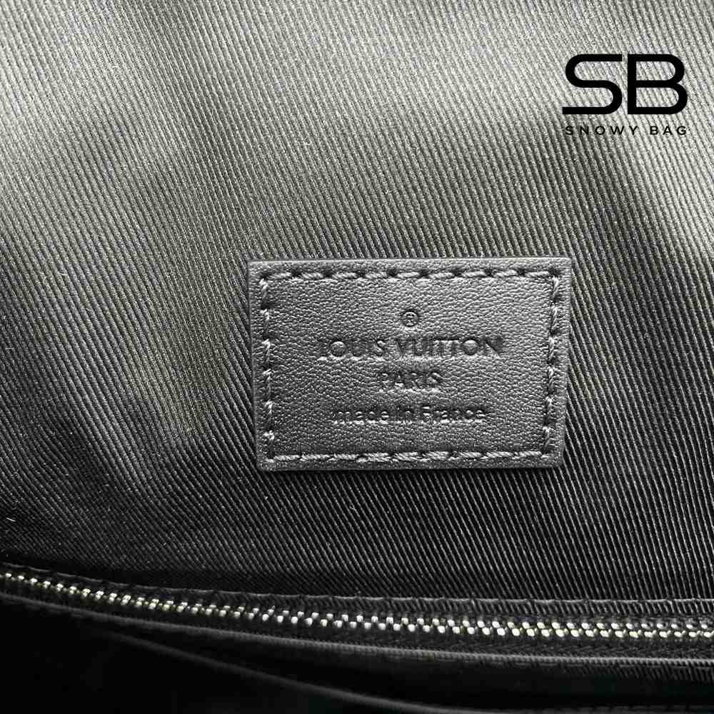 Ba Lô LV Christopher MM Backpack Damier Graphite 44CM sang trọng và đẳng cấp.
