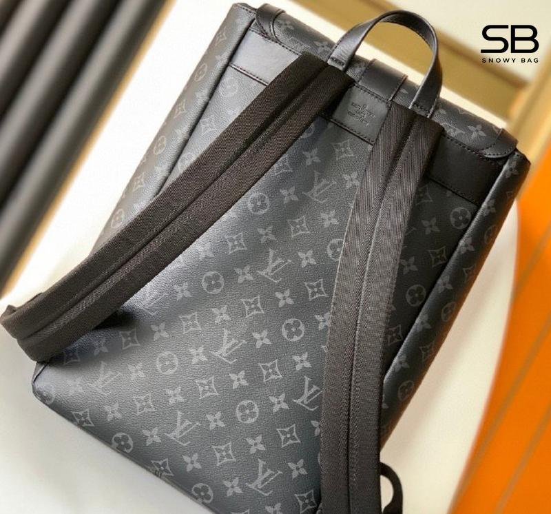 Monogram Eclipse trên balo LV