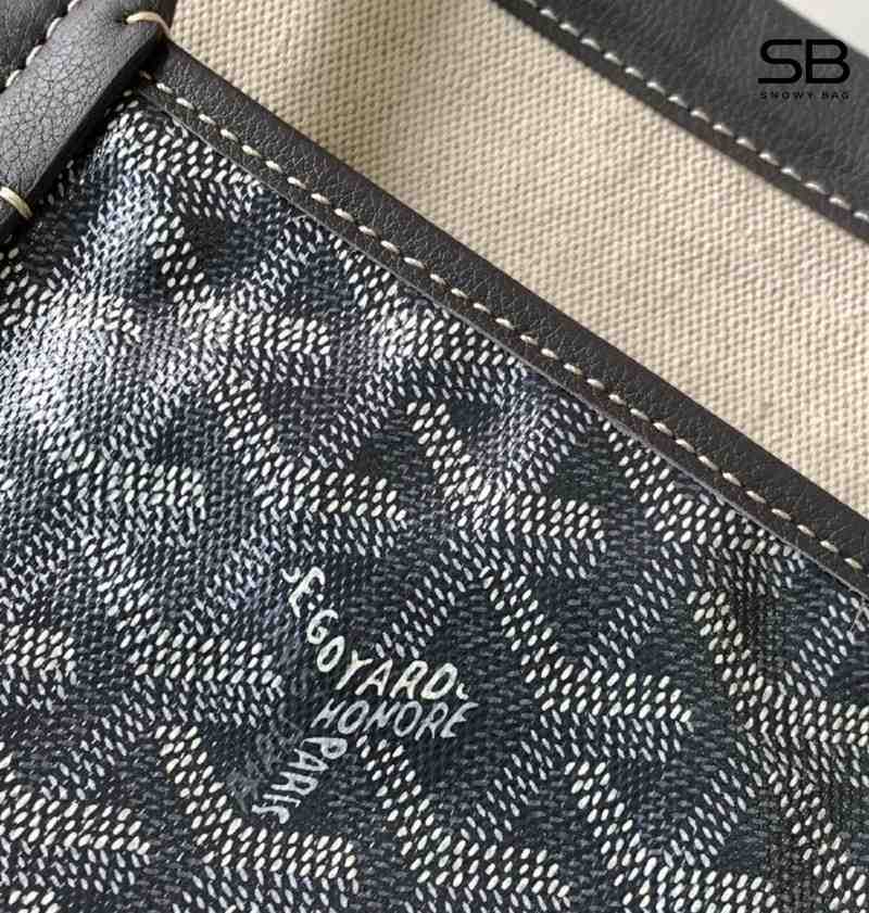 3 chất liệu túi Goyard gồm vải lanh, canvas goyardine và da bò