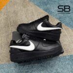 Giày Air Force 1 Low x Ambush Đen với chi tiết logo sang trọng