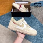 Giày Air Force 1 Low Year of the Snake Màu Be sang trọng và phong cách