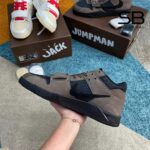 Giày Jordan Jumpman Jack Travis Scott Dark Mocha Màu Nâu góc nghiêng chi tiết