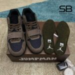 Giày Jordan Jumpman Jack Travis Scott Dark Mocha Màu Nâu với thiết kế độc đáo