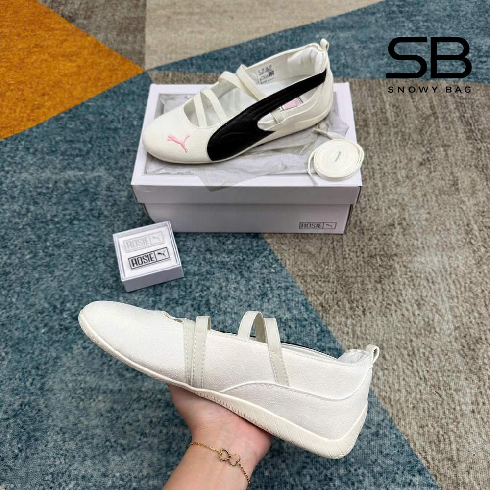 Giày Puma x Rosé Speedcat Ballet White Black góc nghiêng chi tiết