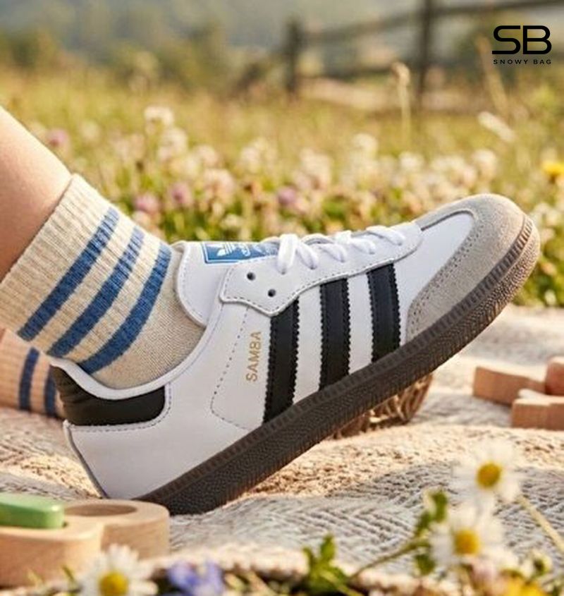 **Adidas Samba**