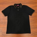 Áo Gucci Polo Logo Collar Printed Màu Đen, phong cách thời trang đẳng cấp.