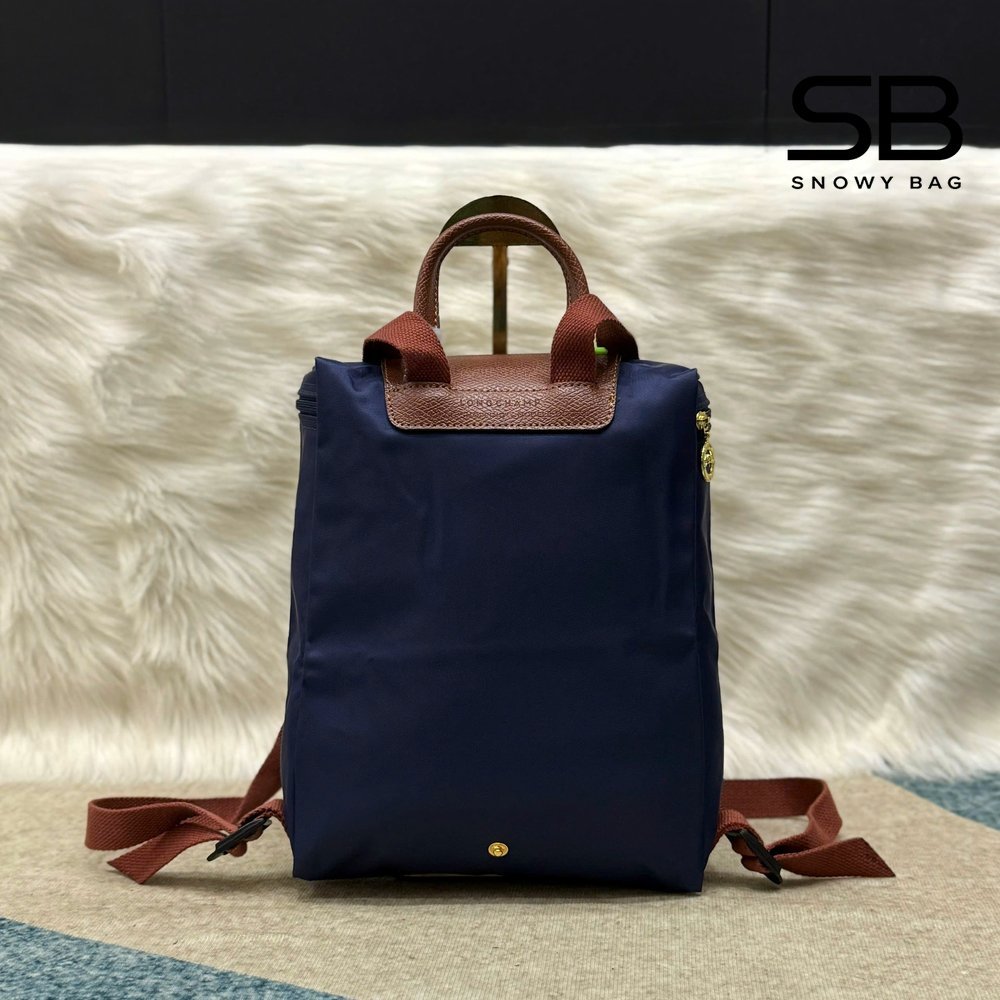 Ba Lô Longchamp Le Pliage Original M Backpack Navy góc nghiêng chi tiết
