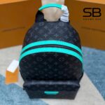 Ba Lô LV Discovery PM Monogram Eclipse Canvas M25887 Đen Xanh góc nghiêng chi tiết