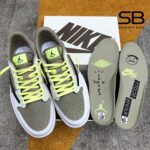 Giày Air Jordan 1 Low Travis Scott’s Golf “Olive” với thiết kế độc đáo