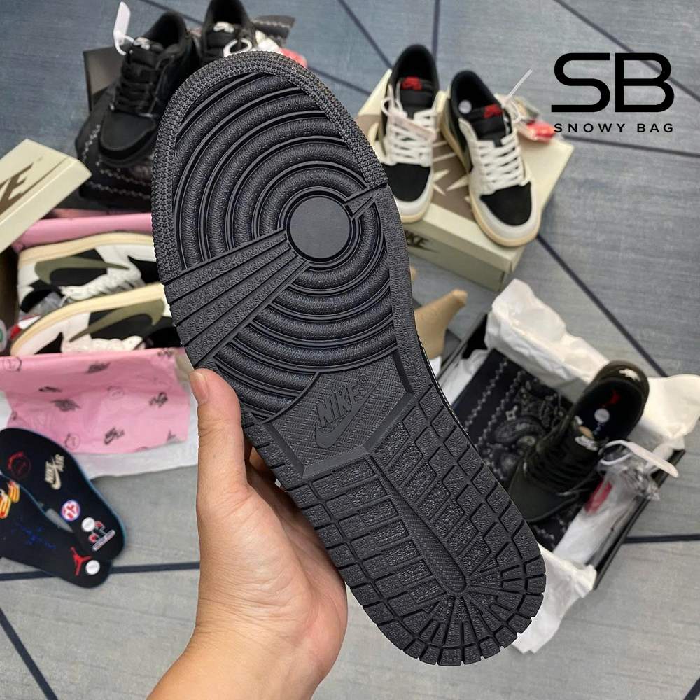 Giày Air Jordan 1 Low x Travis Scott Black Phantom Đen Full sang trọng