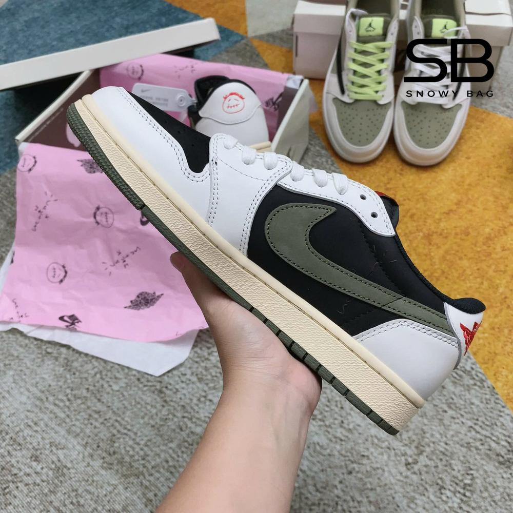 Giày Air Jordan 1 Low x Travis Scott Olive góc nghiêng chi tiết