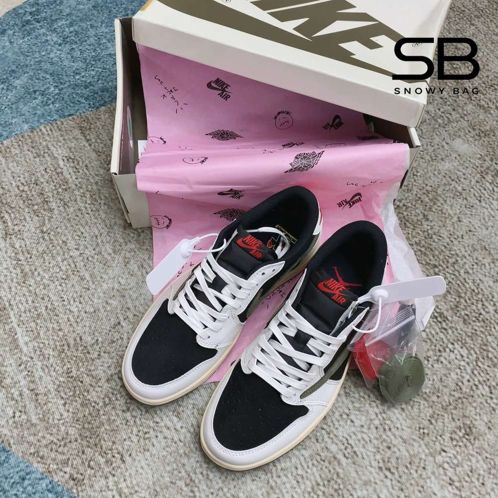 Giày Air Jordan 1 Low x Travis Scott Olive với thiết kế độc đáo