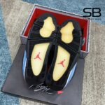 Giày Air Jordan 4 Travis Scott Cactus Jack với thiết kế độc đáo