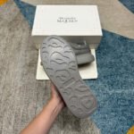 Giày Alexander McQueen Oversized Larry Tonal Leather Low-Top Sneakers Xám chi tiết 7