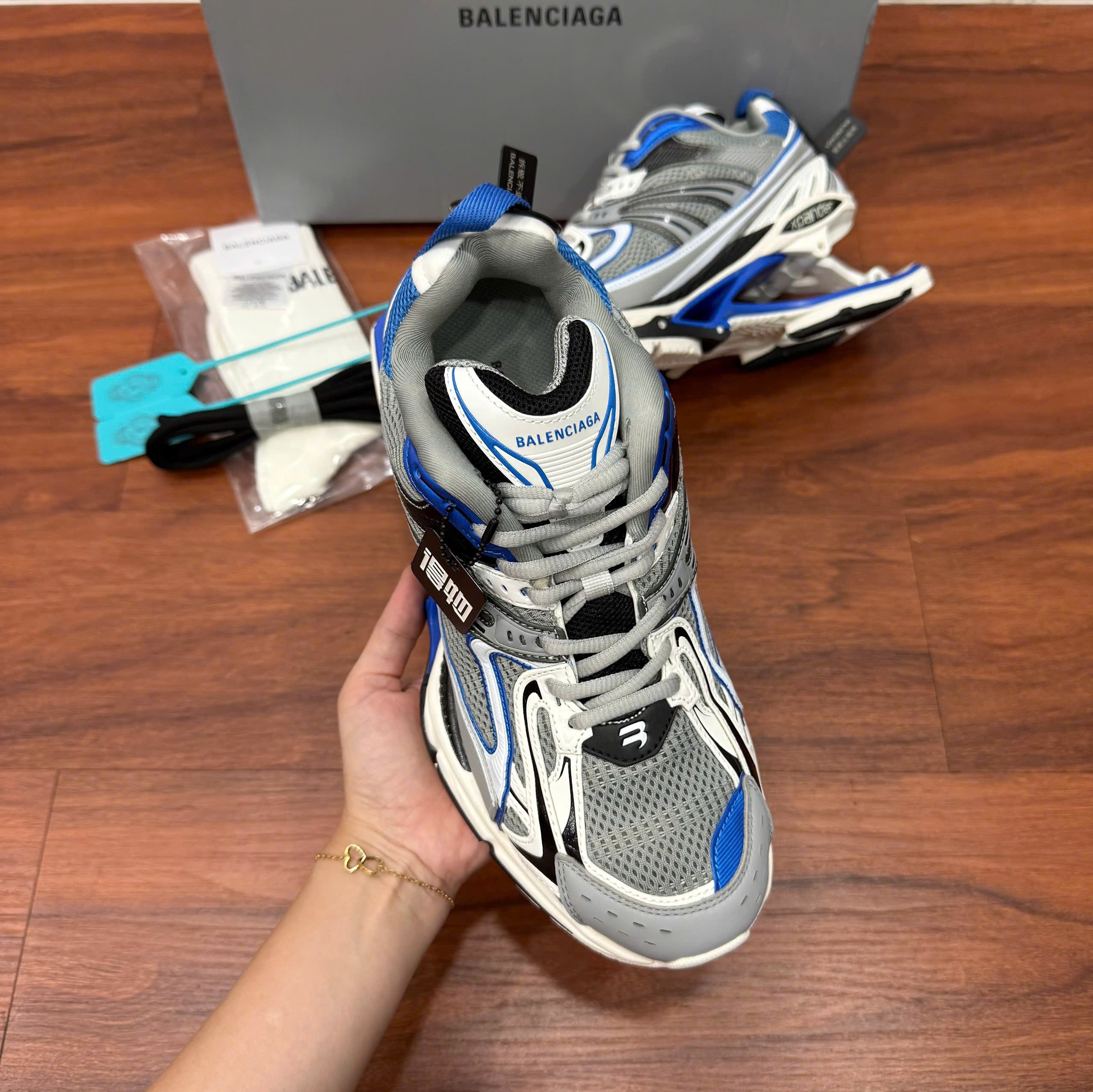 Giày Balenciaga X-Pander Blue Grey Xám Xanh Dương với chi tiết logo sang trọng