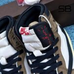 Giày Jordan 1 High Travis Scott Mocha với thiết kế độc đáo và phong cách