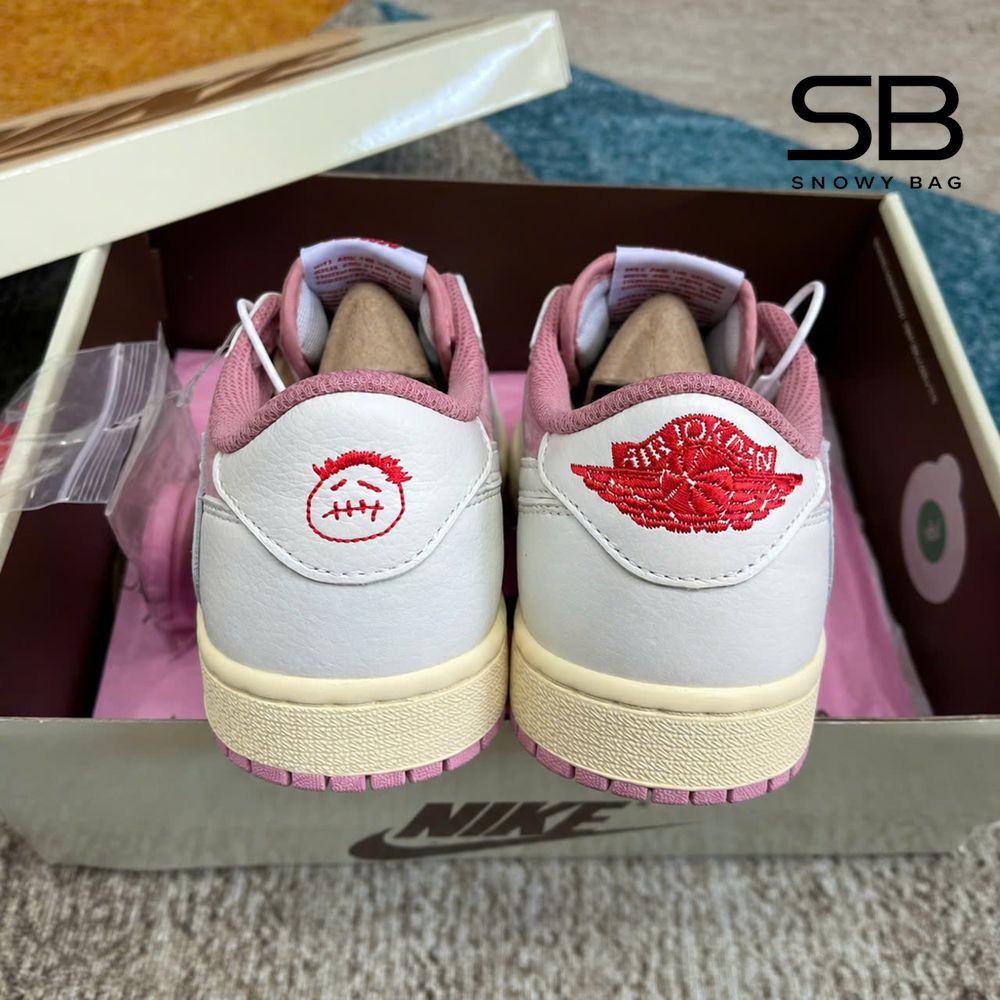 Giày Jordan 1 Low OG Travis Scott Shy Pink Màu Hồng phong cách trẻ trung