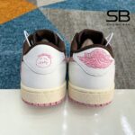 Giày Jordan 1 Low Travis Scott Dark Pony / Brown Oxford với thiết kế độc đáo