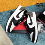 Giày Jordan 1 Retro Low OG Mocha Trắng Đen Nâu với thiết kế độc đáo