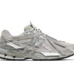 Giày New Balance 1906A Concrete Silver Metallic Màu Bạc sang trọng