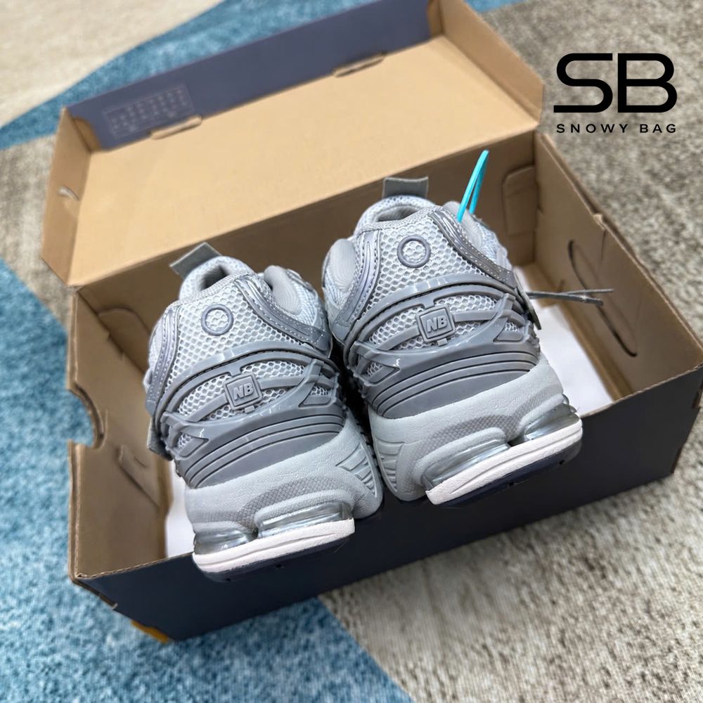Giày New Balance 1906A Concrete Silver Metallic Màu Bạc - Thiết kế thời thượng