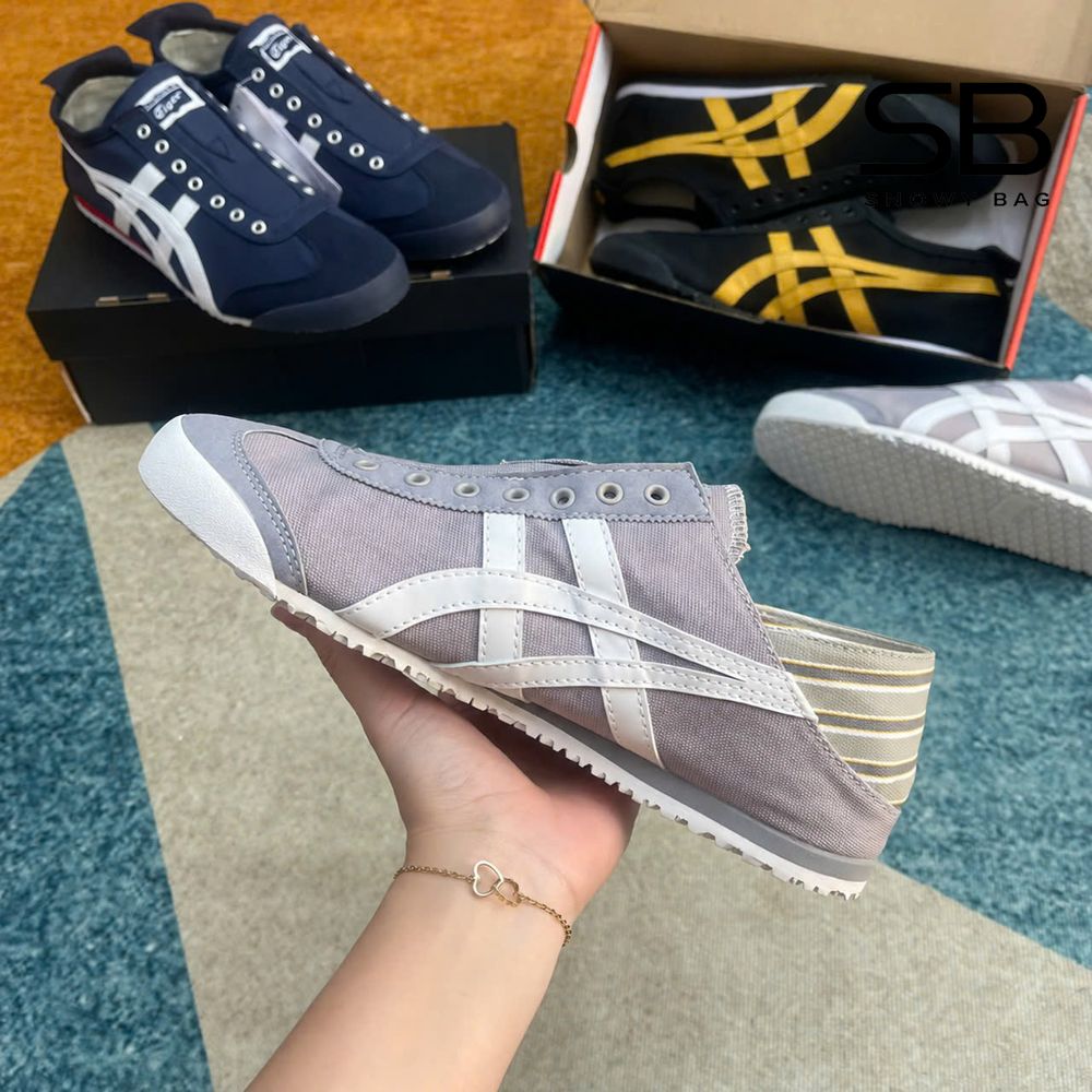 Giày Onitsuka Tiger Mexico 66 Paraty Grey White Màu Bạc góc nghiêng chi tiết