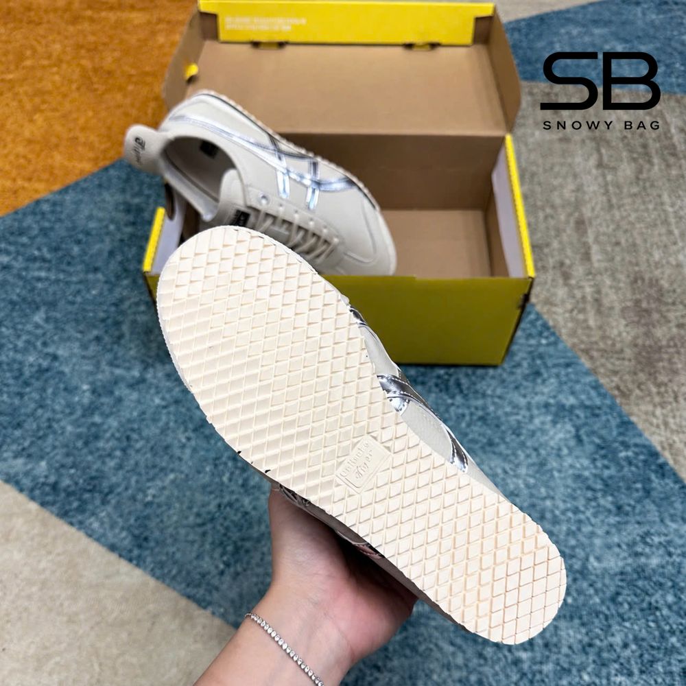 Giày Onitsuka Tiger Mexico 66 SD Birch Silver Màu Bạc sang trọng và phong cách.