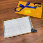 Khăn LV Monogram Denim Shawl Pearl Grey Màu Xám sang trọng và tinh tế