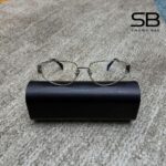 Mắt Kính Celine Cat Eye Sunglasses CL40293 Silver góc nghiêng chi tiết