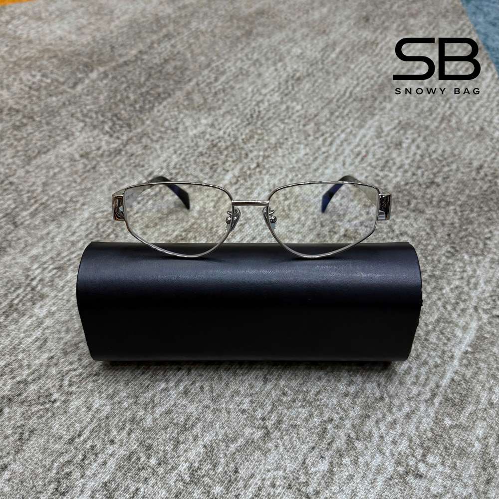 Mắt Kính Celine Cat Eye Sunglasses CL40293 Silver góc nghiêng chi tiết