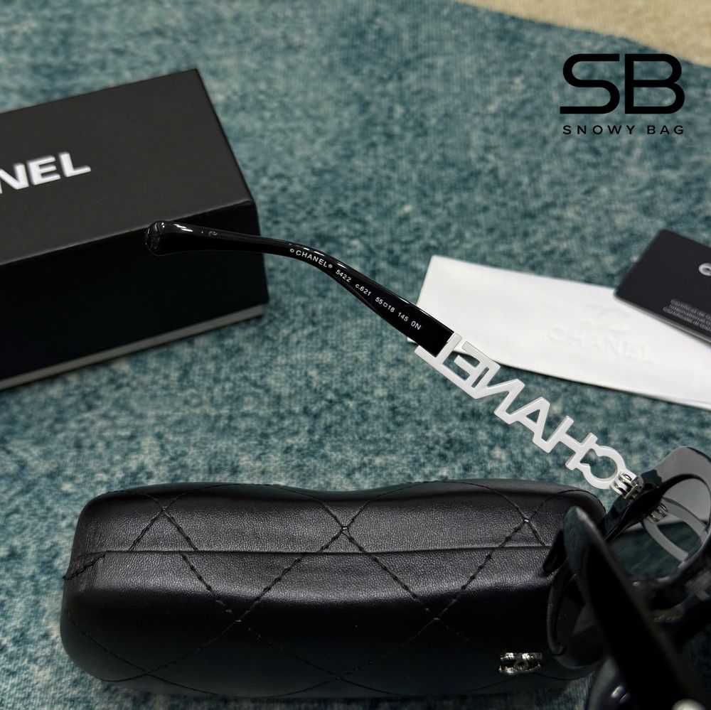 Mắt kính Chanel Square Sunglasses CH5422B Black - phong cách thời thượng