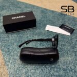 Mắt Kính Chanel Square Sunglasses CH5422B Black, phong cách thời thượng.