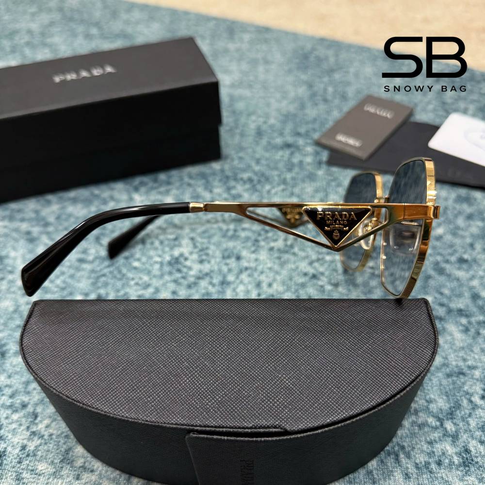 Mắt Kính Prada Hexagonal Triangle Sunglasses GHW Grey với thiết kế độc đáo