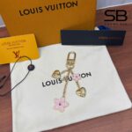 Móc Khóa LV x TM Cherry Blossom Bag Chain sang trọng và tinh tế