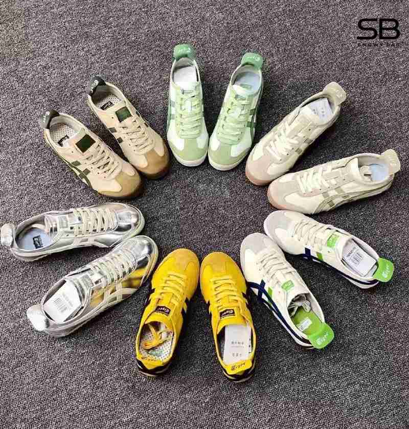 Hình ảnh đôi giày Onitsuka Tiger Mexico 66 với thiết kế đặc trưng, được chụp từ góc nghiêng để thấy 
