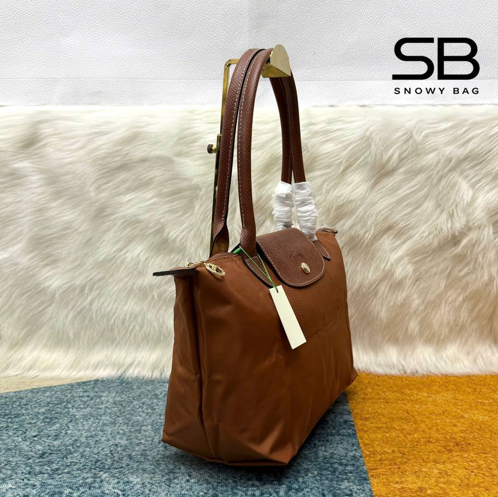 Túi Longchamp Le Pliage Original M Tote Bag Màu Nâu với logo tinh tế