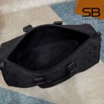Túi LV Keepall Bandoulière 35 Black Monogram Taurillon M22765 màu đen sang trọng.
